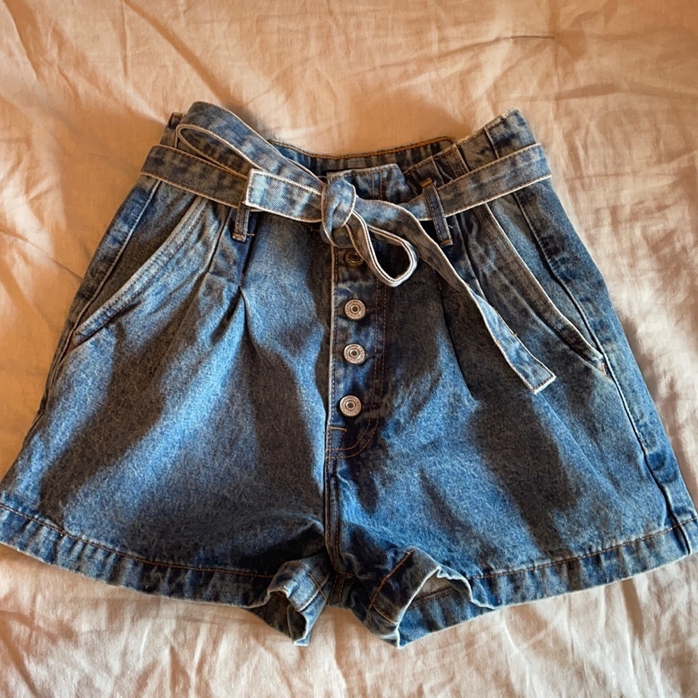 Abercrombie paper bag shorts